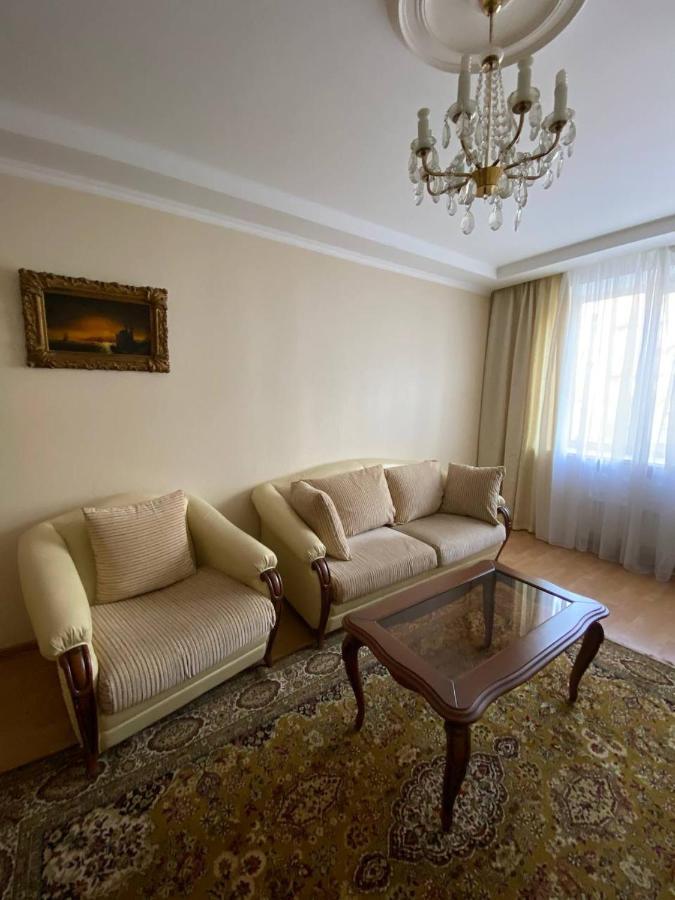 Apartment Mala Zhytomyrska 10 Kiev Esterno foto
